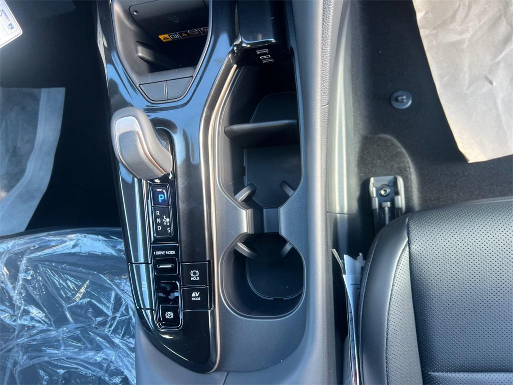 new 2025 Toyota Crown Signia car, priced at $46,945