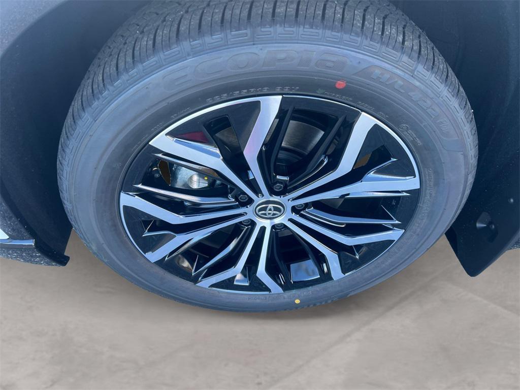 new 2025 Toyota Crown Signia car, priced at $46,945