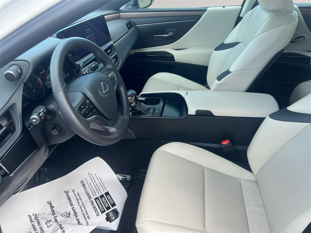 used 2023 Lexus ES 350 car, priced at $36,438
