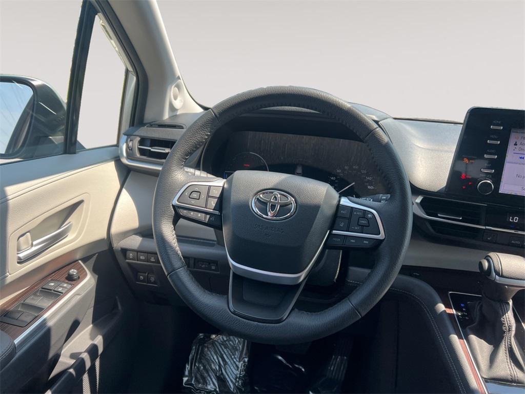 used 2023 Toyota Sienna car, priced at $48,137