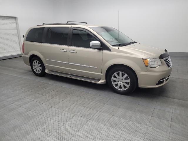 used 2014 Chrysler Town & Country car, priced at $13,095