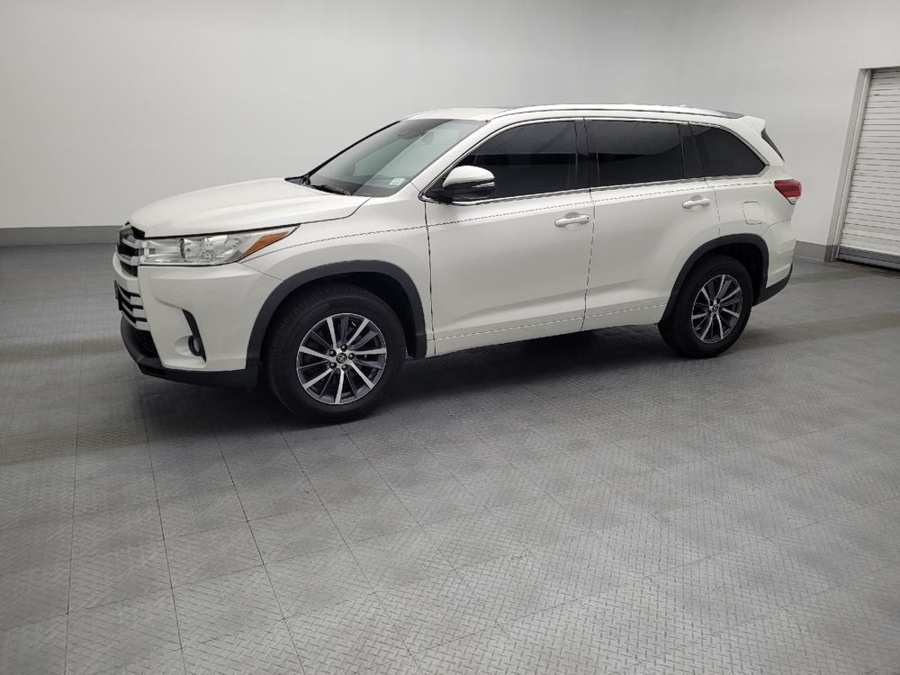 used 2018 Toyota Highlander car, priced at $22,295