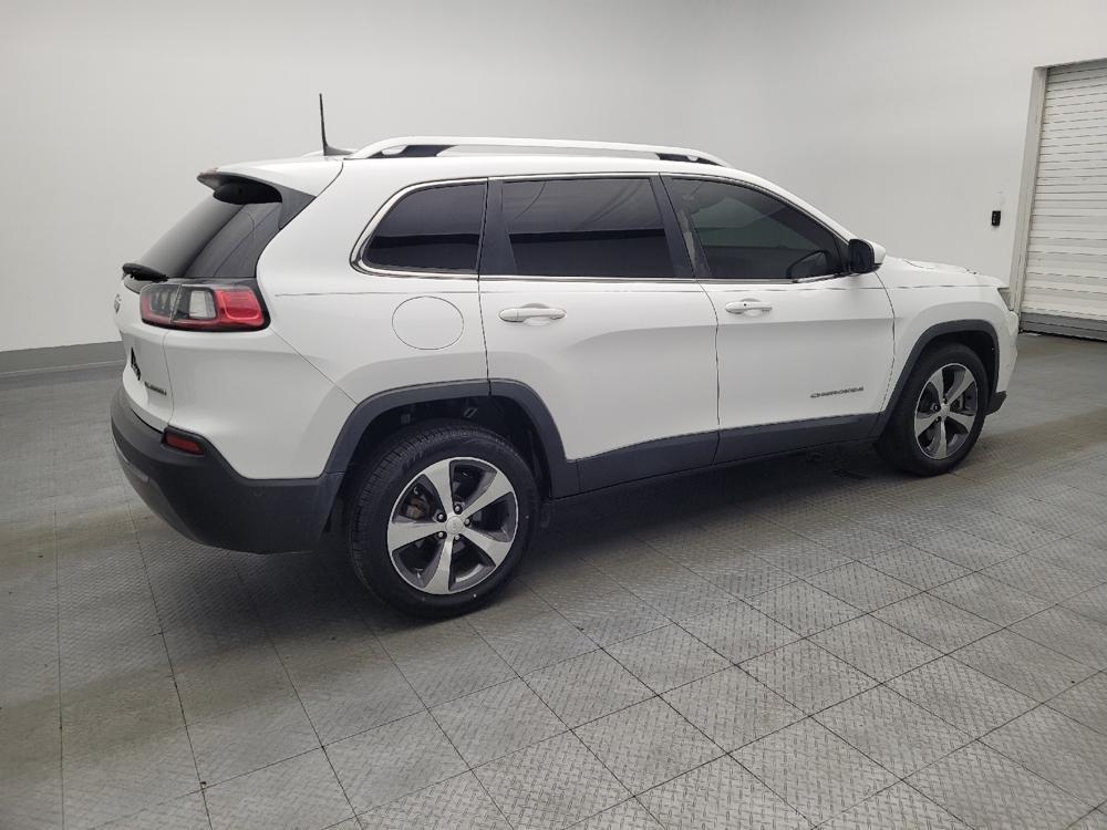 used 2019 Jeep Cherokee car, priced at $17,195