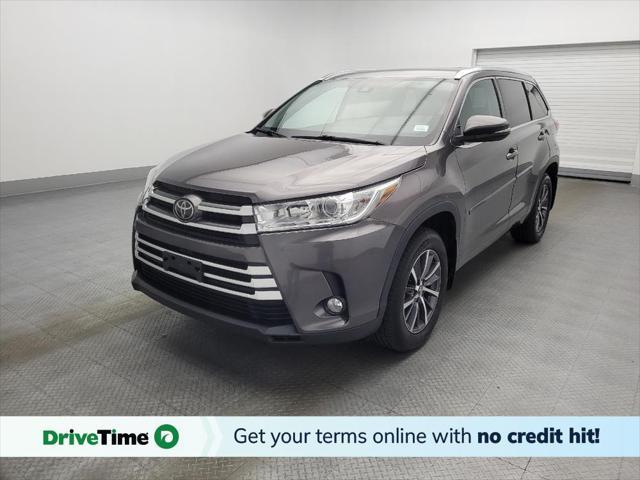 used 2017 Toyota Highlander car, priced at $22,595