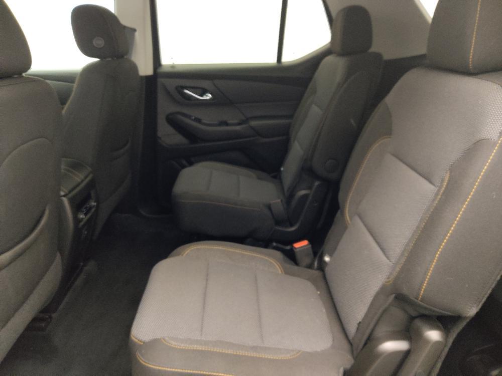 used 2021 Chevrolet Traverse car, priced at $22,995