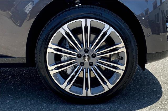 new 2025 Land Rover Range Rover car, priced at $150,105