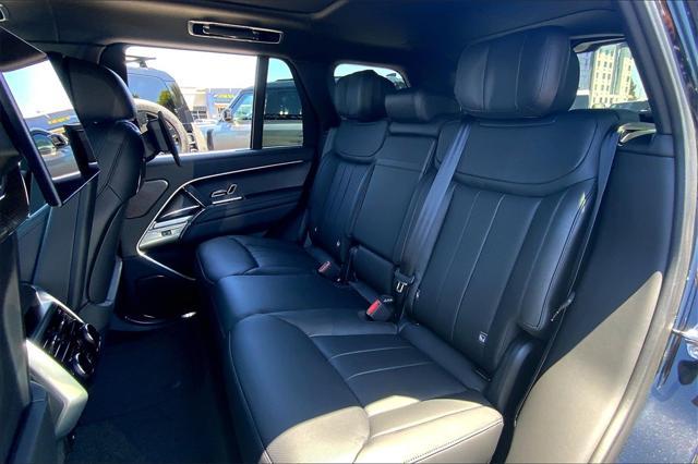 new 2025 Land Rover Range Rover car, priced at $154,565