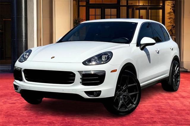 used 2018 Porsche Cayenne car, priced at $29,661