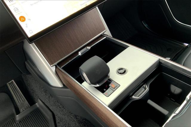 new 2025 Land Rover Range Rover car, priced at $154,010