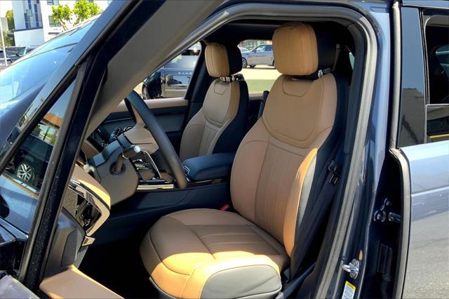 new 2025 Land Rover Range Rover Sport car, priced at $119,195