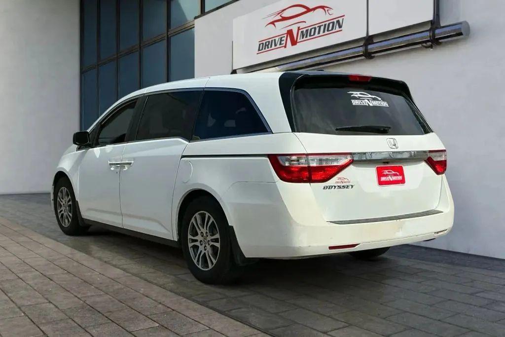 used 2013 Honda Odyssey car, priced at $11,984