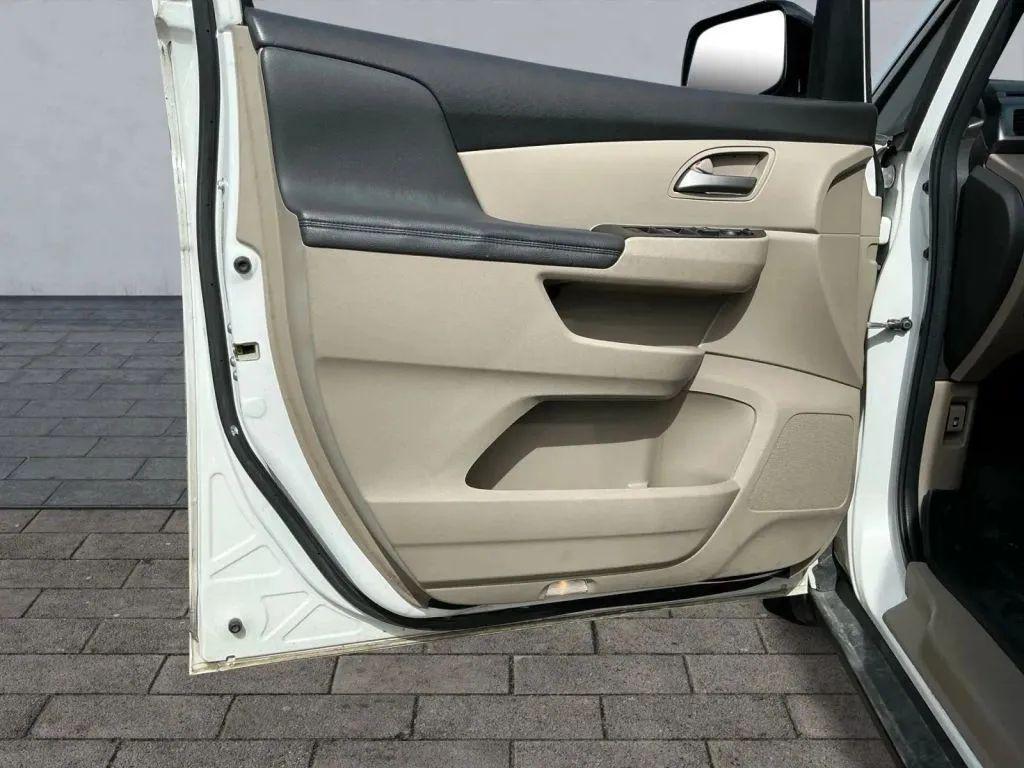 used 2013 Honda Odyssey car, priced at $11,984