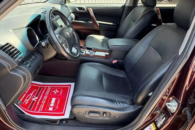 used 2012 Toyota Highlander car, priced at $16,984
