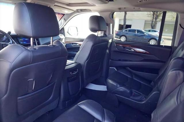 used 2017 Cadillac Escalade ESV car, priced at $26,471