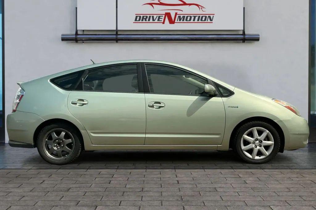 used 2007 Toyota Prius car, priced at $6,984