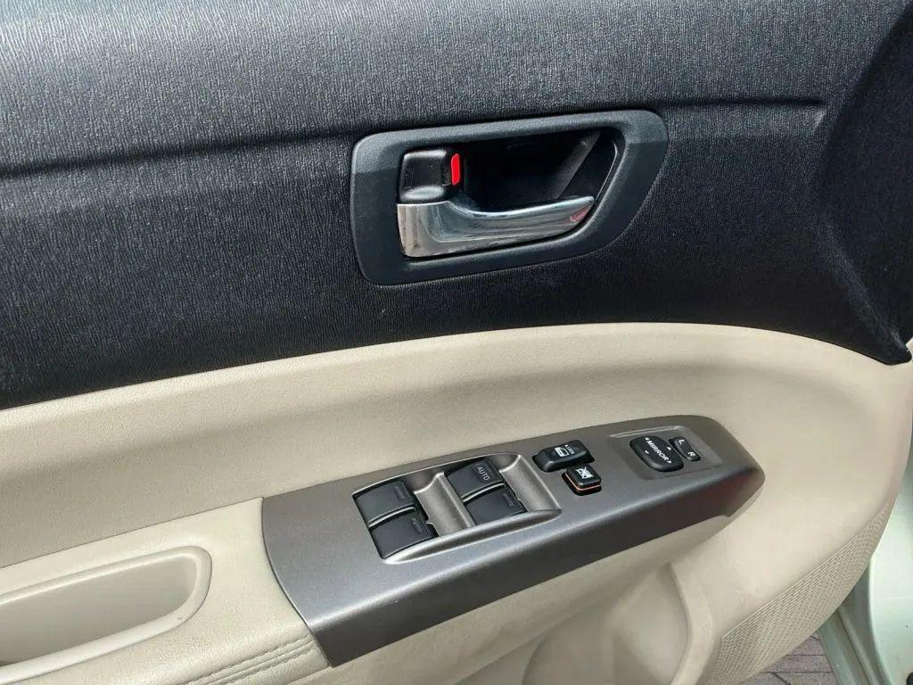 used 2007 Toyota Prius car, priced at $6,984