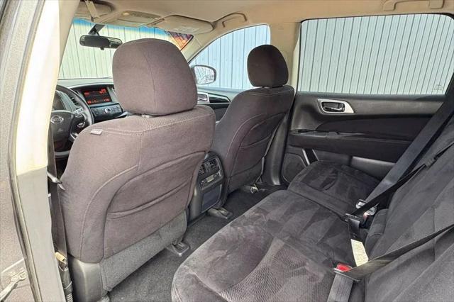 used 2016 Nissan Pathfinder car, priced at $3,967