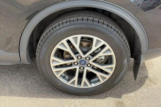 used 2022 Ford Escape car, priced at $18,984