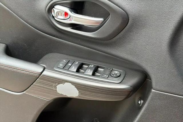 used 2015 Jeep Cherokee car, priced at $13,984