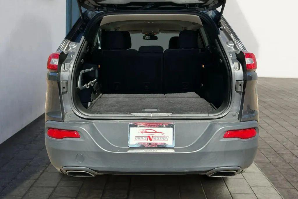 used 2017 Jeep Cherokee car, priced at $10,484