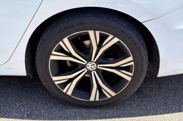 used 2022 Volkswagen Passat car, priced at $17,984