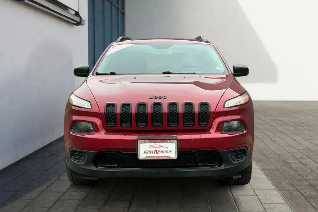 used 2016 Jeep Cherokee car, priced at $10,484