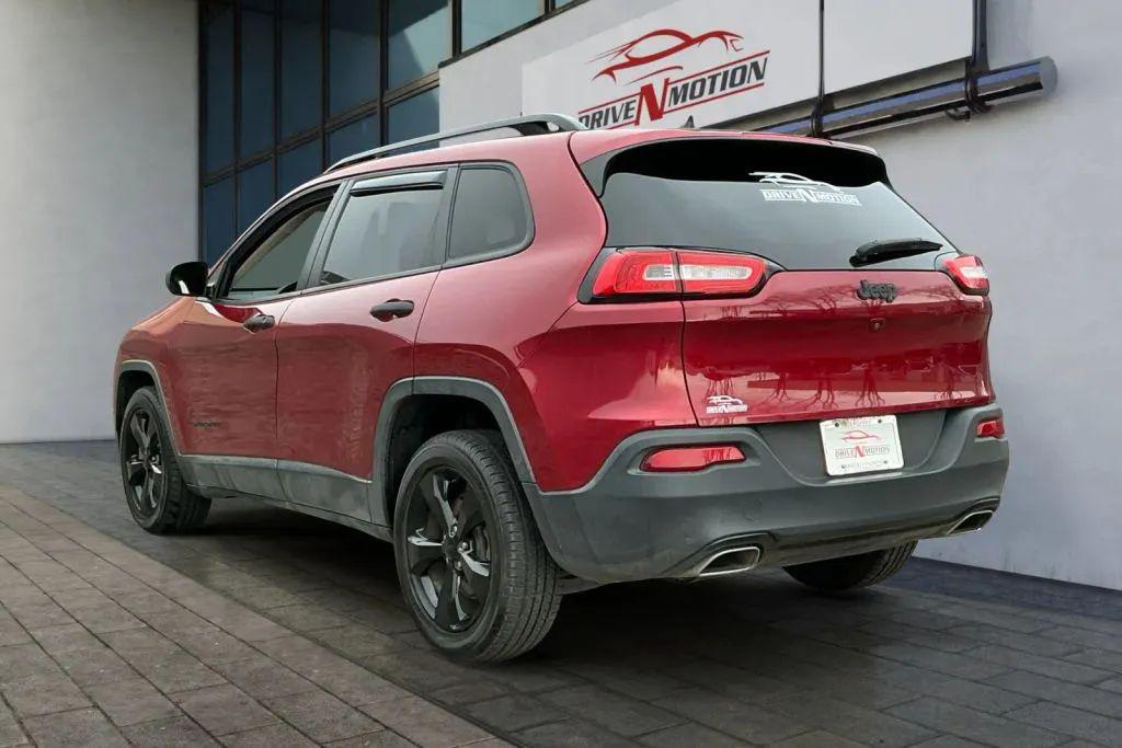 used 2016 Jeep Cherokee car, priced at $10,484