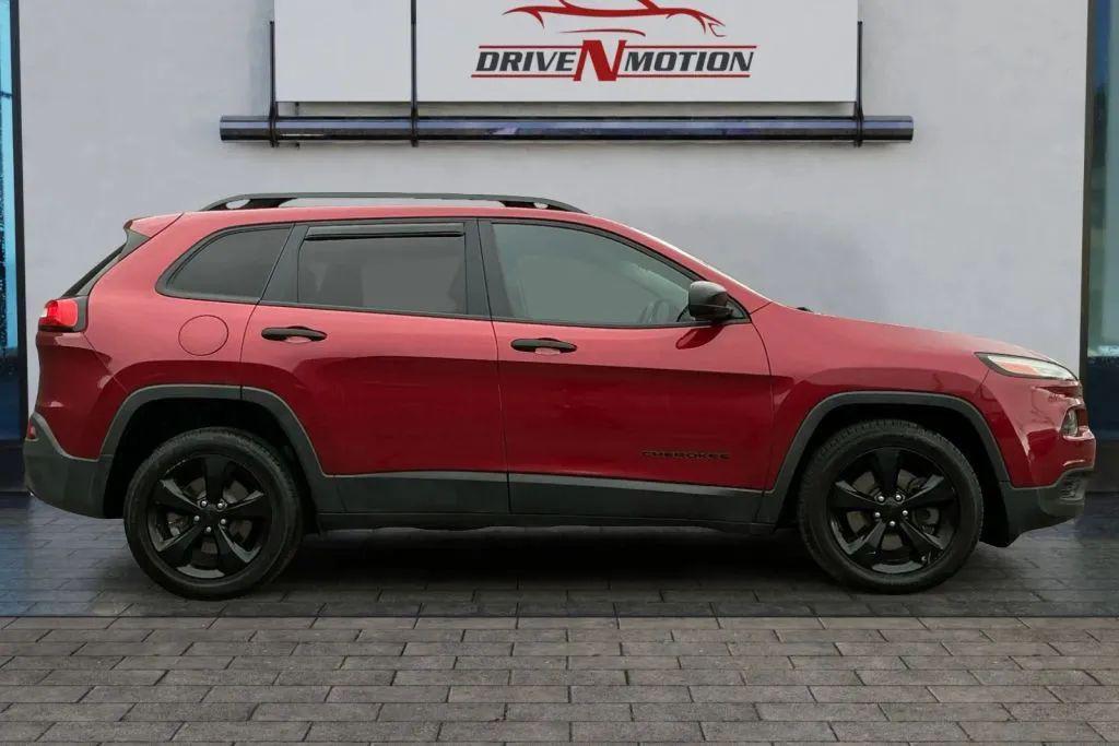 used 2016 Jeep Cherokee car, priced at $10,484