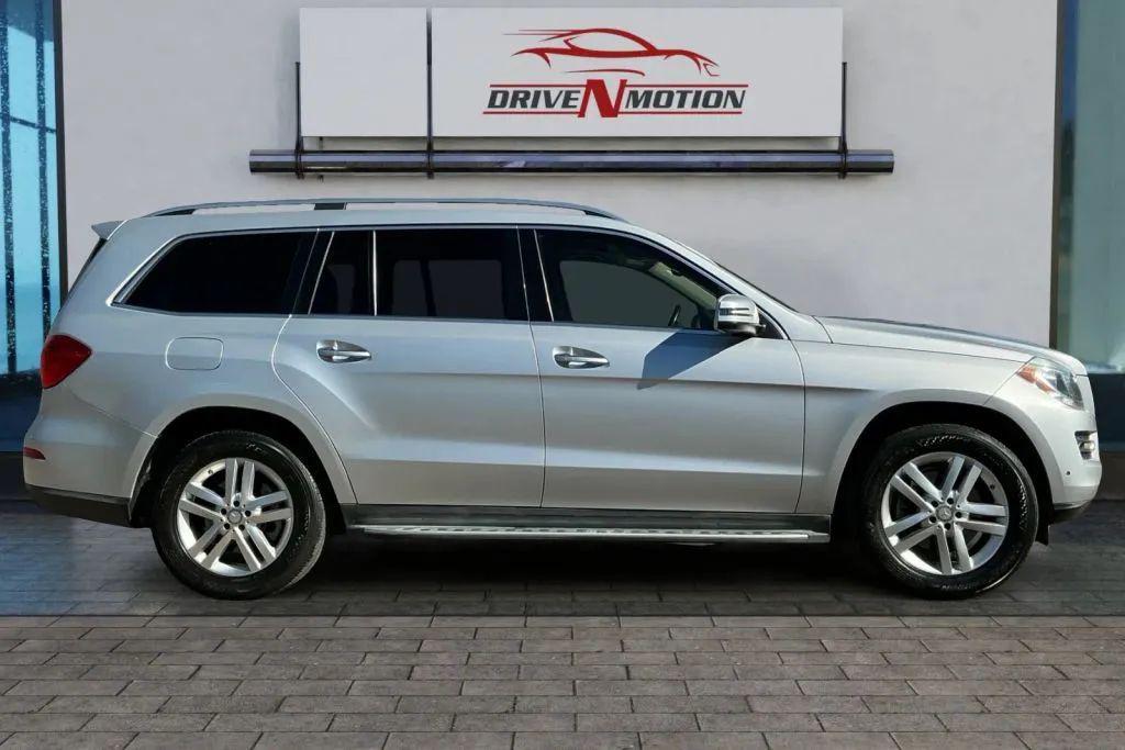 used 2016 Mercedes-Benz GL-Class car, priced at $15,484