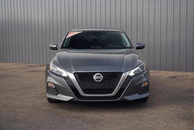 used 2022 Nissan Altima car, priced at $13,984