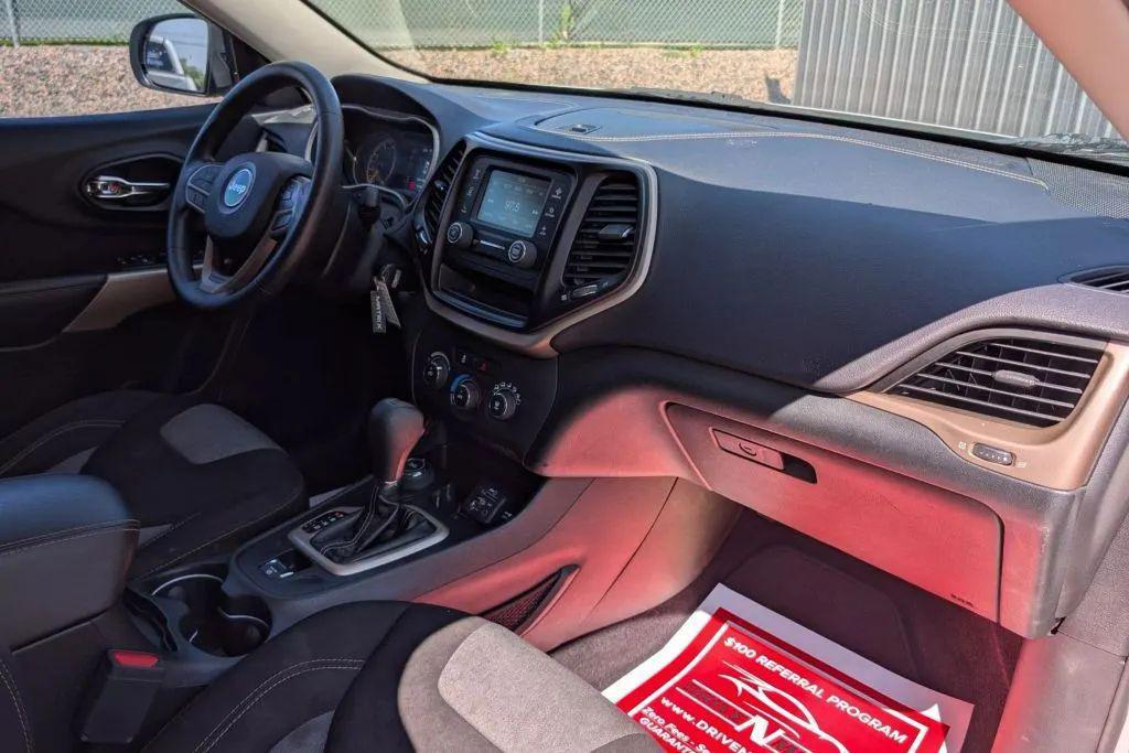 used 2017 Jeep Cherokee car, priced at $7,467