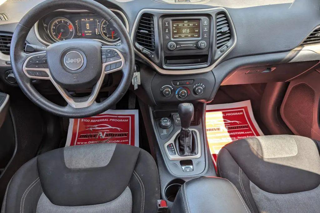 used 2017 Jeep Cherokee car, priced at $7,467