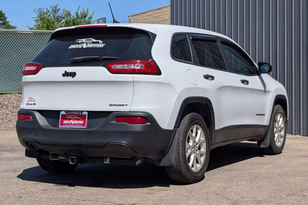 used 2017 Jeep Cherokee car, priced at $7,467