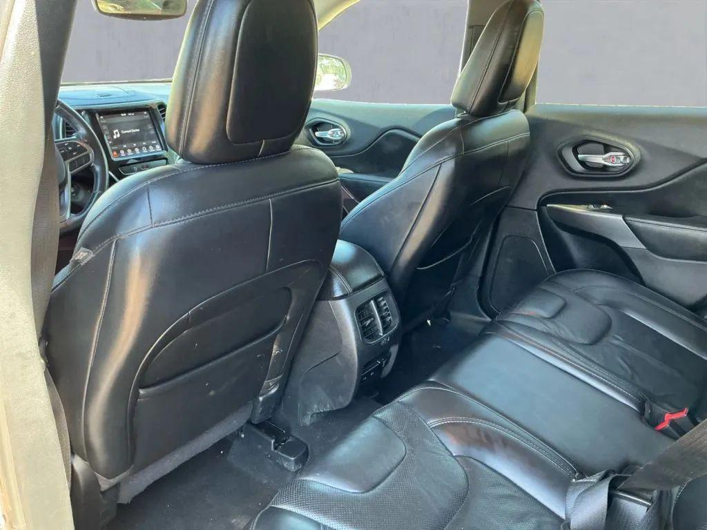 used 2020 Jeep Cherokee car, priced at $13,471