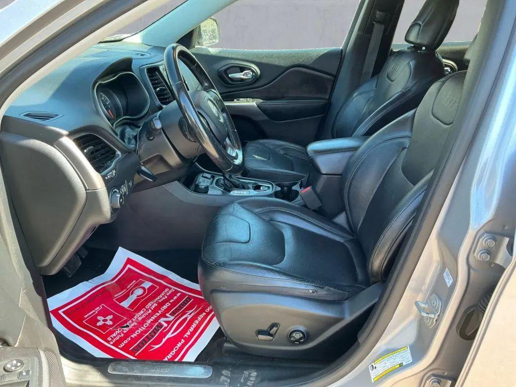 used 2020 Jeep Cherokee car, priced at $13,471