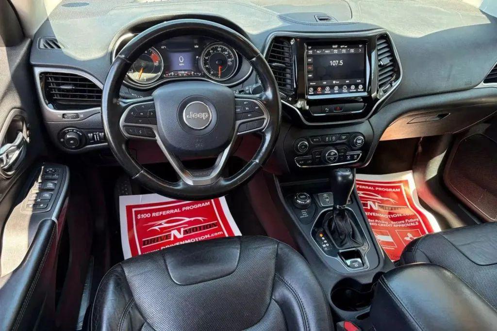 used 2020 Jeep Cherokee car, priced at $13,471