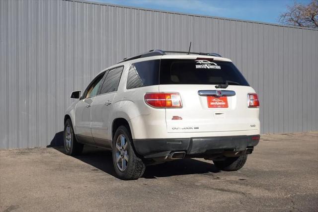 used 2008 Saturn Outlook car, priced at $1,967