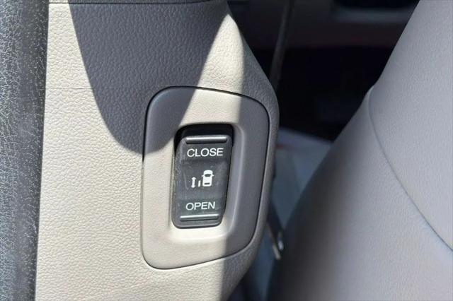 used 2016 Honda Odyssey car, priced at $13,984