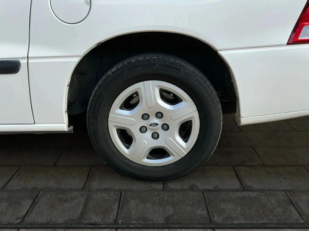 used 2005 Ford Freestar car, priced at $4,984