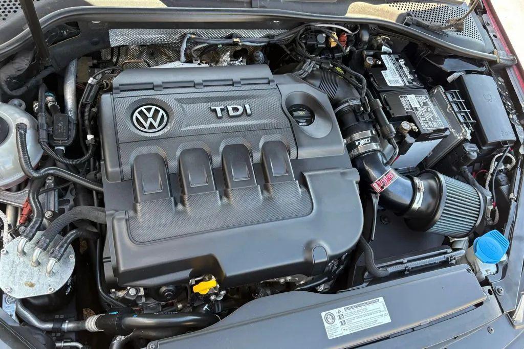 used 2015 Volkswagen Golf SportWagen car, priced at $8,971