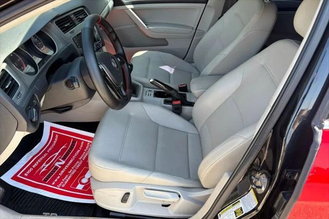 used 2015 Volkswagen Golf SportWagen car, priced at $9,984