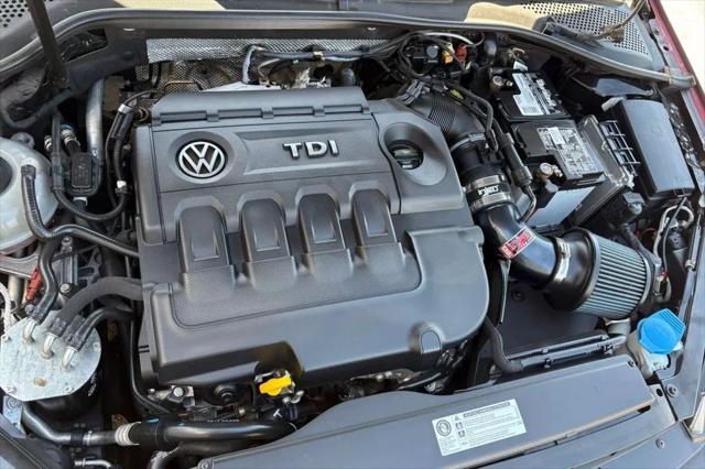 used 2015 Volkswagen Golf SportWagen car, priced at $9,984