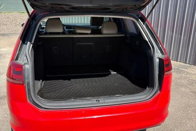 used 2015 Volkswagen Golf SportWagen car, priced at $9,984