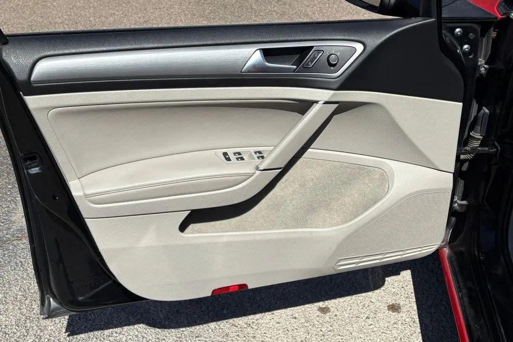 used 2015 Volkswagen Golf SportWagen car, priced at $8,971