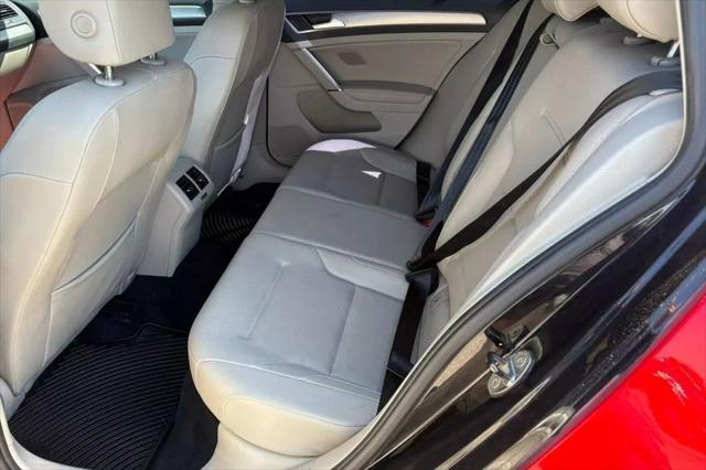 used 2015 Volkswagen Golf SportWagen car, priced at $9,984