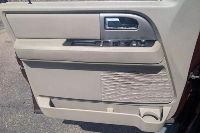 used 2013 Ford Expedition car, priced at $11,984