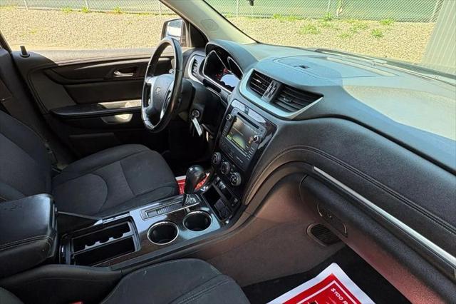 used 2015 Chevrolet Traverse car, priced at $9,984