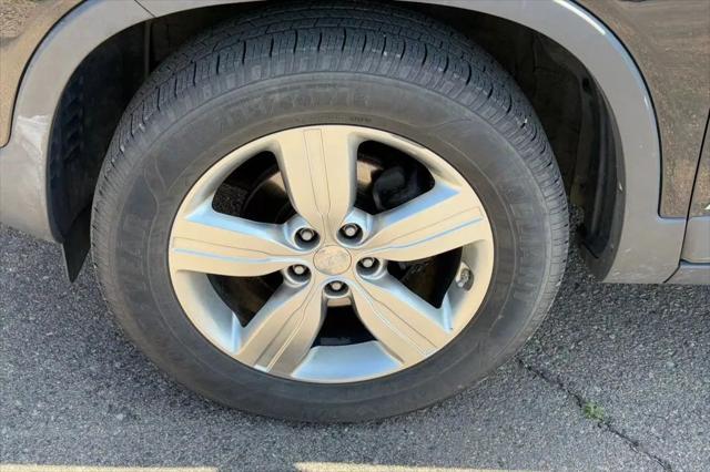 used 2012 Kia Sorento car, priced at $3,967