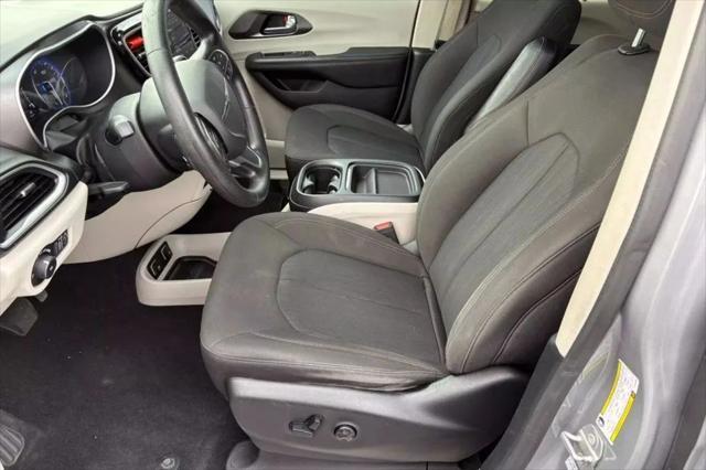 used 2020 Chrysler Pacifica car, priced at $14,984