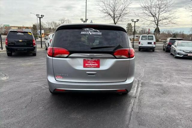 used 2020 Chrysler Pacifica car, priced at $14,984